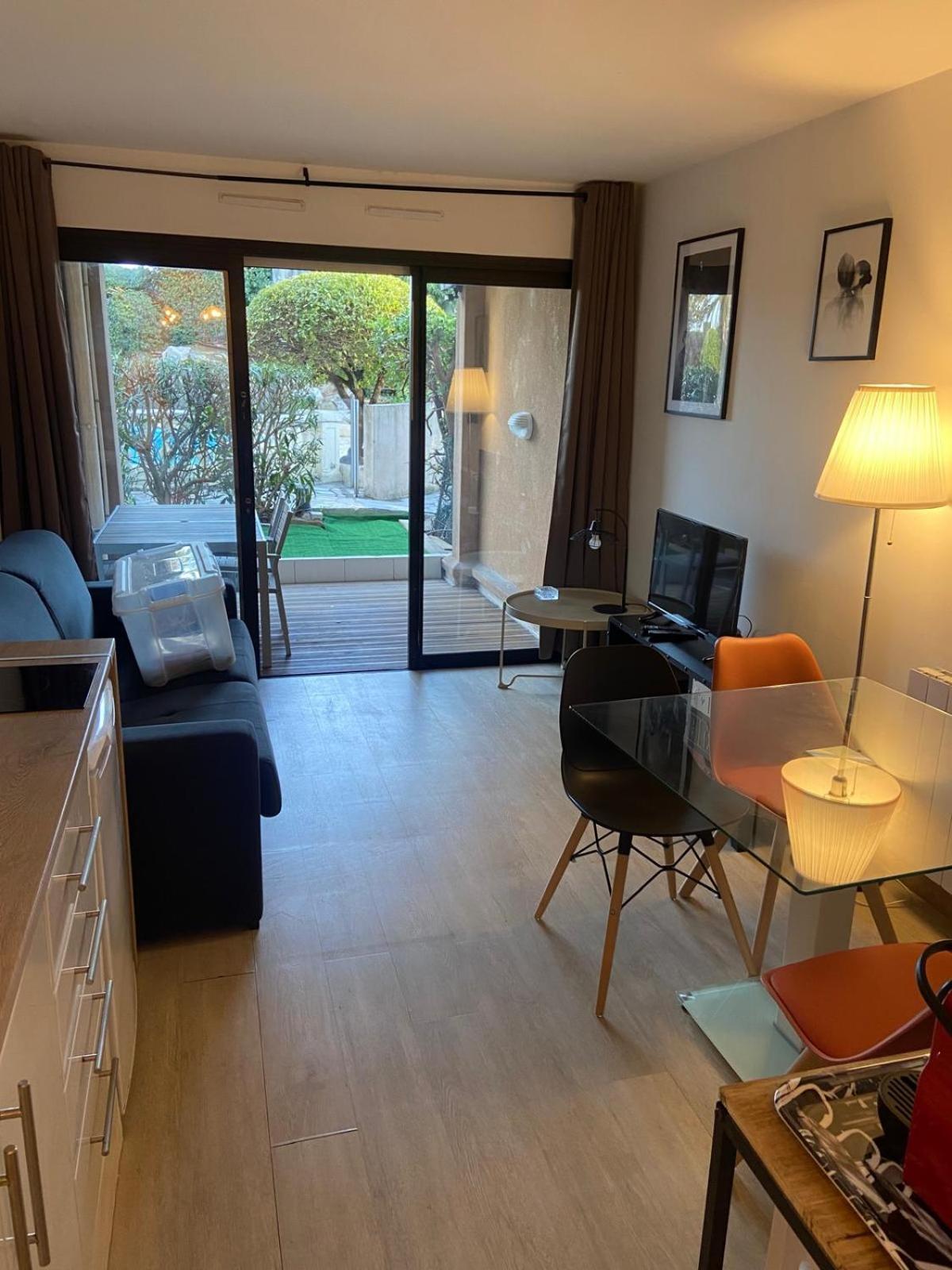 Apartmán Cyrnos Cannes Exteriér fotografie